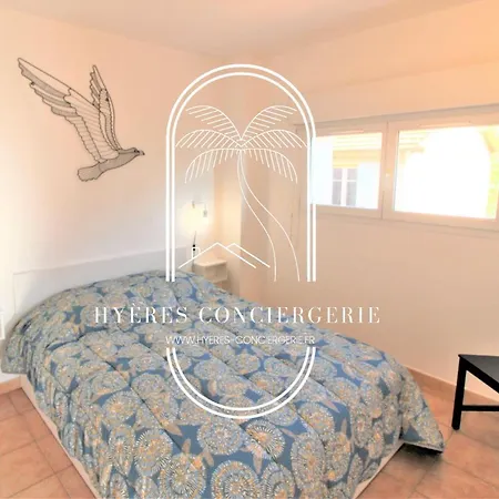 Appartement Hyères-plage-t2 Neuf 1 Er-clim- La Capte Vue Route Et Marais